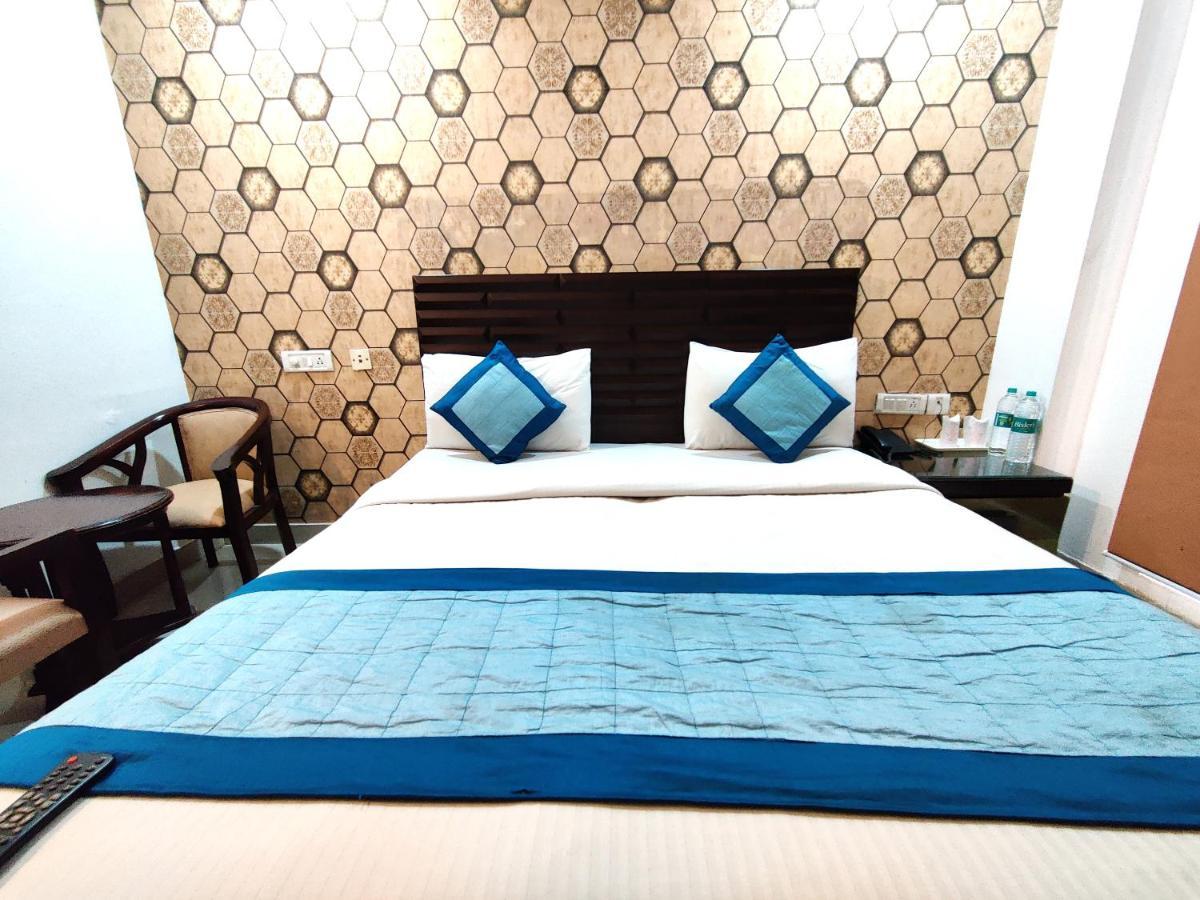 Stay At Hotel Pride, Delhi, Near Karol Bagh Metro Delhi (National Capital Territory of India) Exterior foto