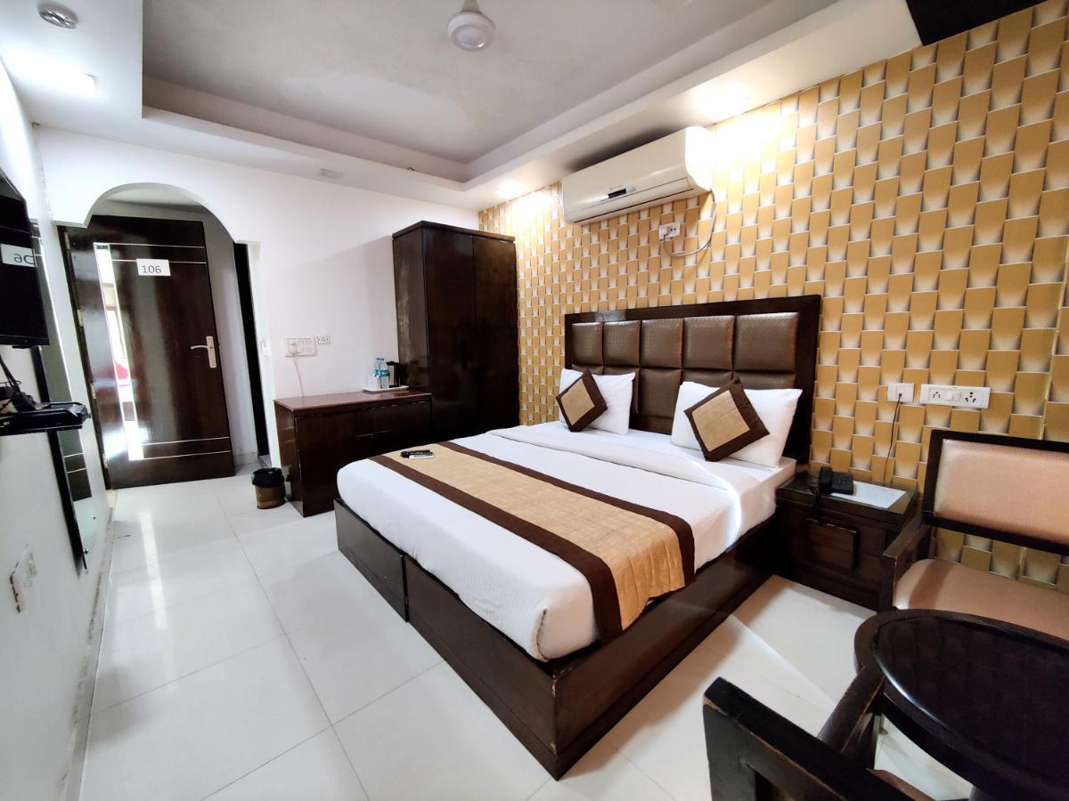 Stay At Hotel Pride, Delhi, Near Karol Bagh Metro Delhi (National Capital Territory of India) Exterior foto