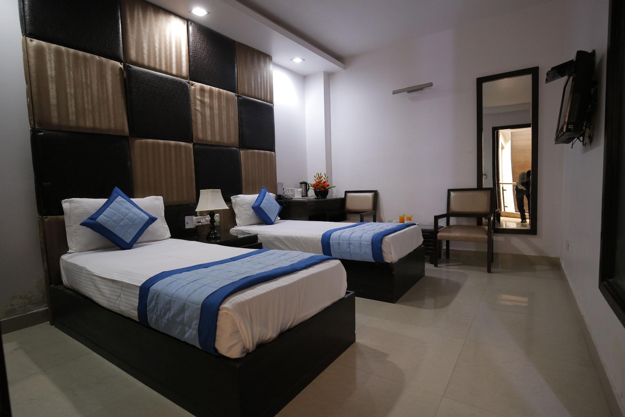 Stay At Hotel Pride, Delhi, Near Karol Bagh Metro Delhi (National Capital Territory of India) Exterior foto