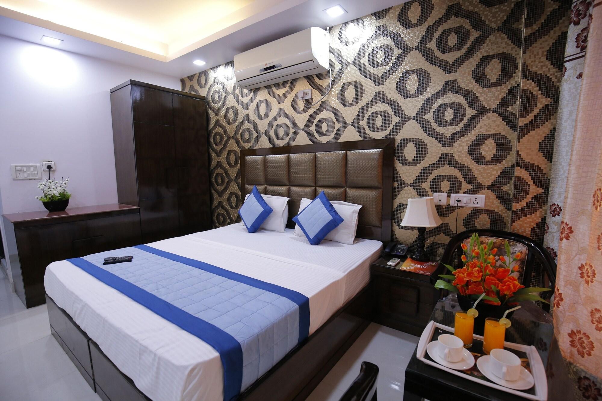 Stay At Hotel Pride, Delhi, Near Karol Bagh Metro Delhi (National Capital Territory of India) Exterior foto